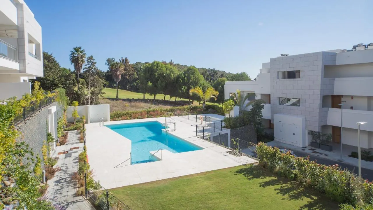 Casares Green 70B