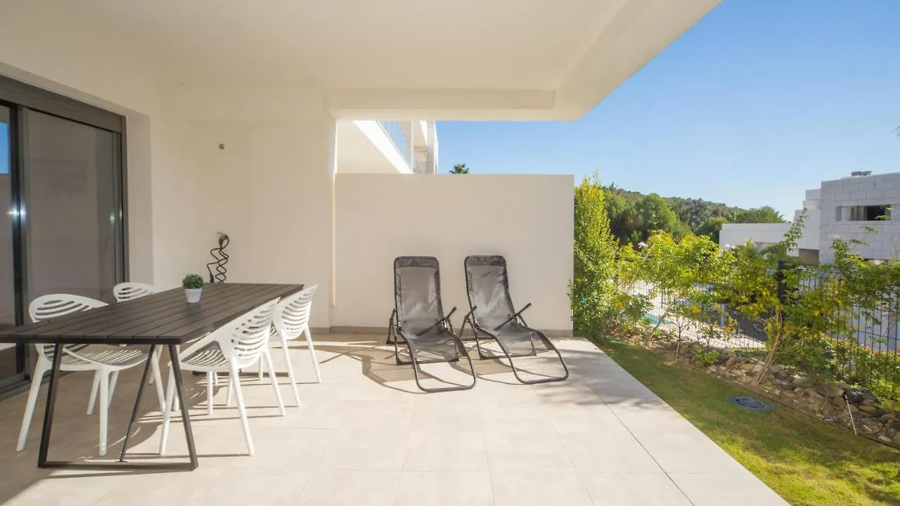 Casares Green 70B 0*,  스페인